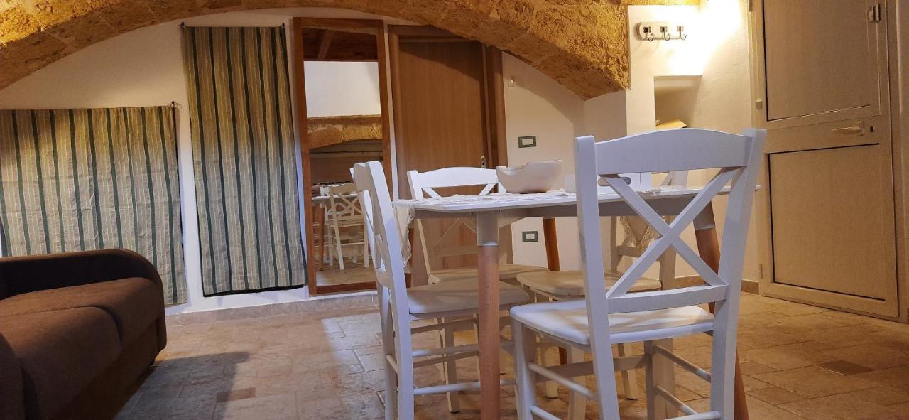 Casa Vacanze Salento Vicosoluna 모르치아노 디 루카 외부 사진